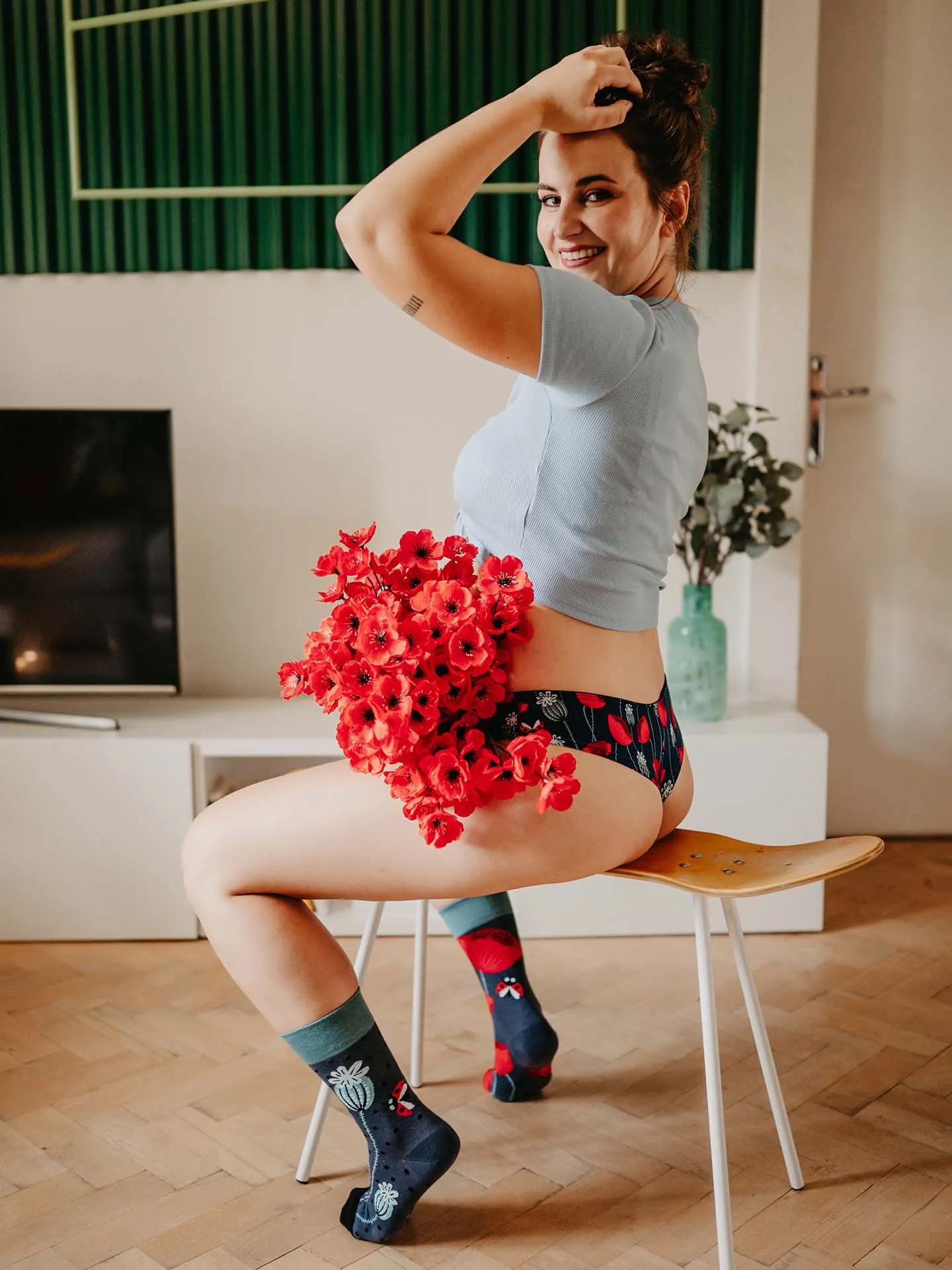 Veselé dámské brazilské kalhotky Berušky a vlčí máky - Image 5